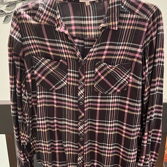 Maurice’s Plaid Button-Up Shirt Size Medium #319 - Picture 6 of 6